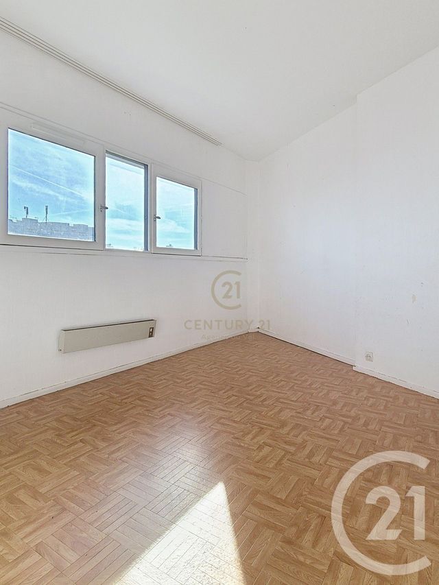 Afficher la photo en grand Appartement F3 à vendre - 3 pièces - 67.15 m2 - CHAMPS SUR MARNE - 77 - ILE-DE-FRANCE - Century 21 Agence Du Val