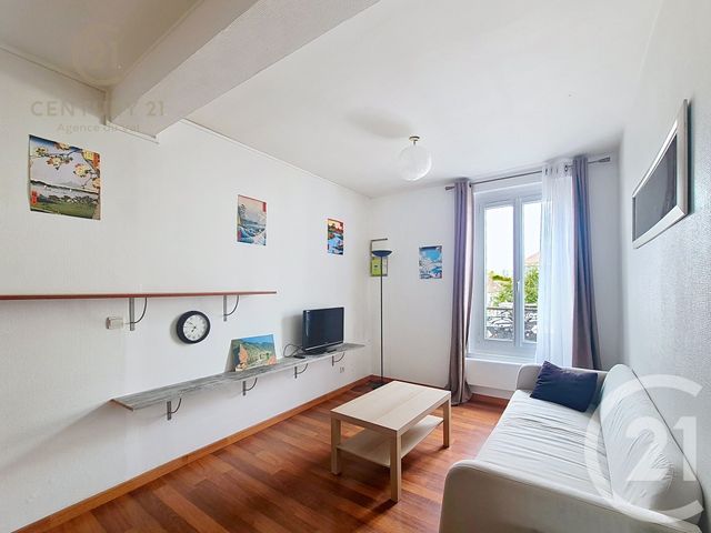 Appartement F2 à louer - 2 pièces - 39.92 m2 - CHAMPS SUR MARNE - 77 - ILE-DE-FRANCE - Century 21 Agence Du Val