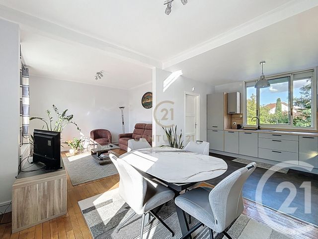 maison à vendre - 5 pièces - 82.5 m2 - CHAMPS SUR MARNE - 77 - ILE-DE-FRANCE - Century 21 Agence Du Val