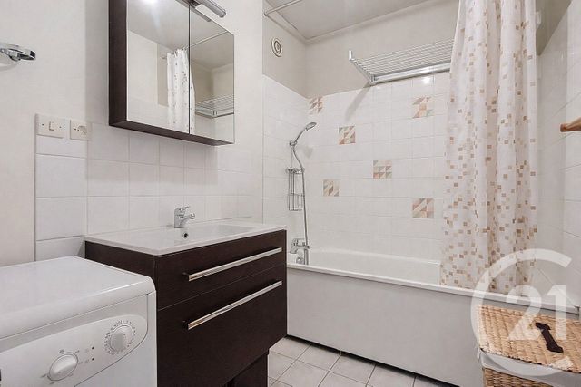 Appartement F4 à vendre - 4 pièces - 88.83 m2 - CHAMPS SUR MARNE - 77 - ILE-DE-FRANCE - Century 21 Agence Du Val