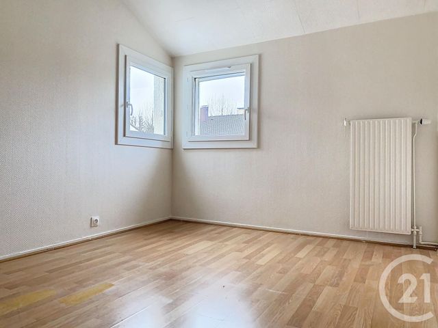 maison à louer - 5 pièces - 106.62 m2 - NOISIEL - 77 - ILE-DE-FRANCE - Century 21 Agence Du Val