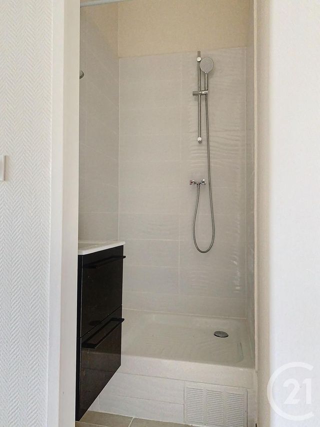 maison à louer - 5 pièces - 106.62 m2 - NOISIEL - 77 - ILE-DE-FRANCE - Century 21 Agence Du Val