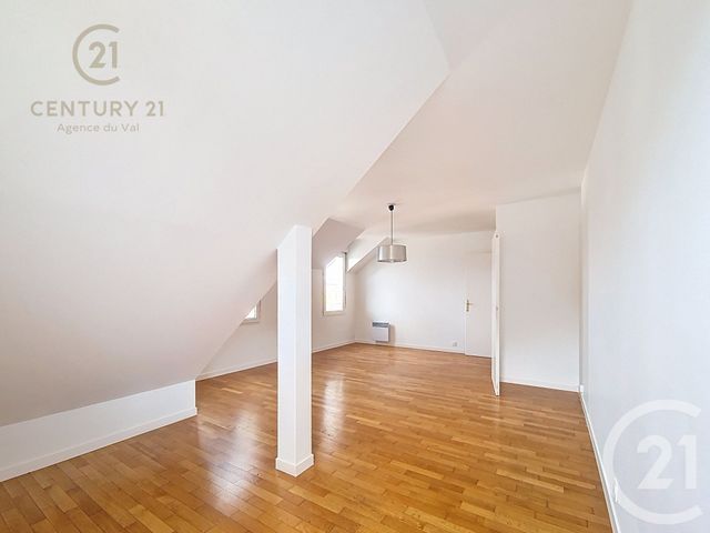 Appartement F2 à louer - 2 pièces - 57.76 m2 - CHAMPS SUR MARNE - 77 - ILE-DE-FRANCE - Century 21 Agence Du Val
