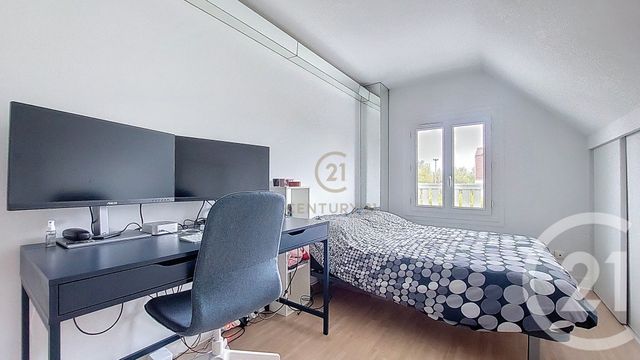 maison à vendre - 6 pièces - 116.23 m2 - CHAMPS SUR MARNE - 77 - ILE-DE-FRANCE - Century 21 Agence Du Val