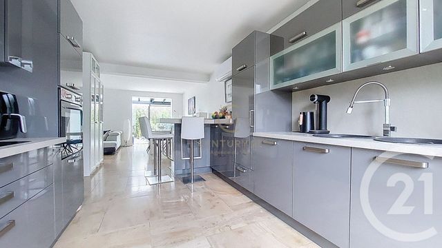 maison à vendre - 6 pièces - 116.23 m2 - CHAMPS SUR MARNE - 77 - ILE-DE-FRANCE - Century 21 Agence Du Val