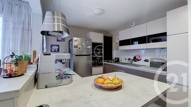 Appartement F5 à vendre - 5 pièces - 104.16 m2 - CHAMPS SUR MARNE - 77 - ILE-DE-FRANCE - Century 21 Agence Du Val