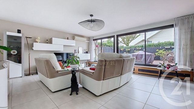 Appartement F5 à vendre - 5 pièces - 104.16 m2 - CHAMPS SUR MARNE - 77 - ILE-DE-FRANCE - Century 21 Agence Du Val