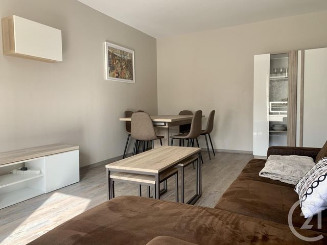 Appartement F2 à vendre - 2 pièces - 48.29 m2 - CHAMPS SUR MARNE - 77 - ILE-DE-FRANCE - Century 21 Agence Du Val