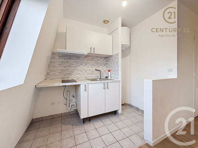 Appartement Studio cabine à louer - 2 pièces - 28.95 m2 - CHAMPS SUR MARNE - 77 - ILE-DE-FRANCE - Century 21 Agence Du Val