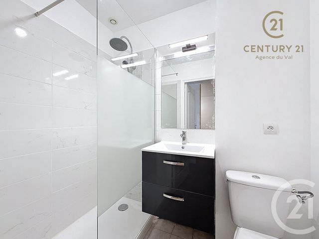 Appartement Studio cabine à louer - 2 pièces - 28.95 m2 - CHAMPS SUR MARNE - 77 - ILE-DE-FRANCE - Century 21 Agence Du Val