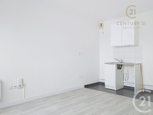 Appartement F1 à louer - 1 pièce - 27.39 m2 - PONTAULT COMBAULT - 77 - ILE-DE-FRANCE - Century 21 Agence Du Val