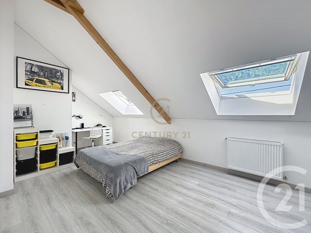 maison à vendre - 5 pièces - 147.96 m2 - CHAMPS SUR MARNE - 77 - ILE-DE-FRANCE - Century 21 Agence Du Val