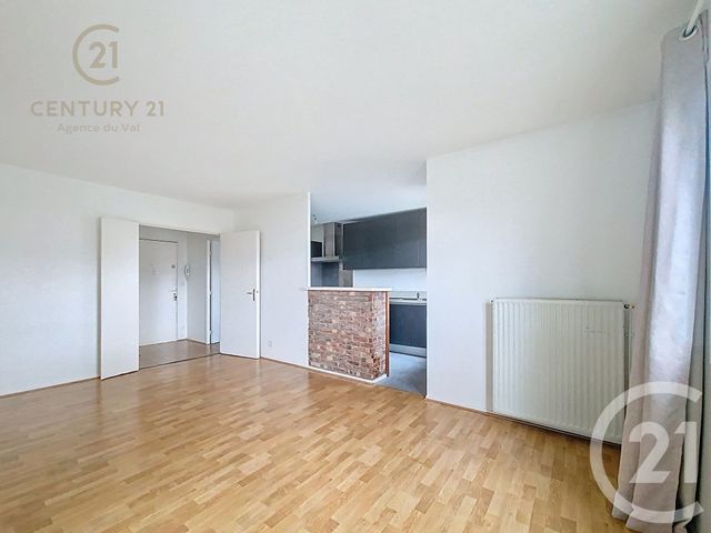 Appartement F2 à louer - 2 pièces - 50.24 m2 - LOGNES - 77 - ILE-DE-FRANCE - Century 21 Agence Du Val