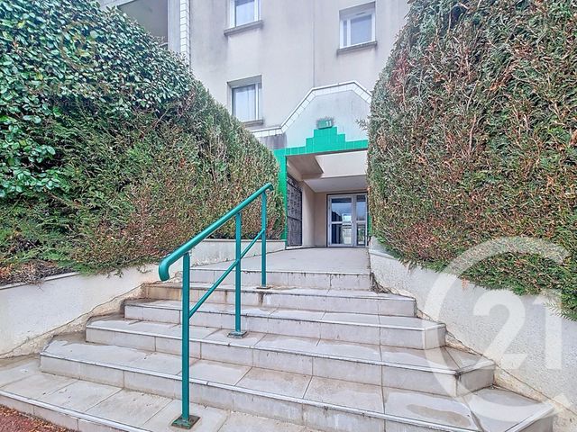 Appartement F2 à louer - 2 pièces - 50.24 m2 - LOGNES - 77 - ILE-DE-FRANCE - Century 21 Agence Du Val