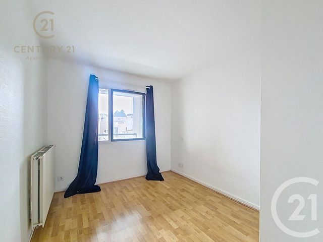 Appartement F2 à louer - 2 pièces - 50.24 m2 - LOGNES - 77 - ILE-DE-FRANCE - Century 21 Agence Du Val