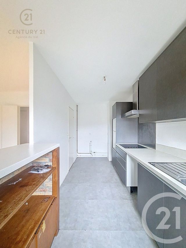 Appartement F2 à louer - 2 pièces - 50.24 m2 - LOGNES - 77 - ILE-DE-FRANCE - Century 21 Agence Du Val