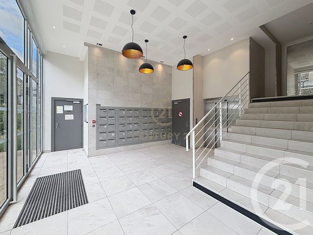 Appartement F4 à vendre - 4 pièces - 74.85 m2 - NOISIEL - 77 - ILE-DE-FRANCE - Century 21 Agence Du Val