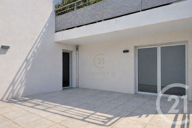 Appartement F4 à vendre - 4 pièces - 80.86 m2 - NEUILLY SUR MARNE - 93 - ILE-DE-FRANCE - Century 21 Agence Du Val