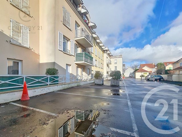 parking à louer - 5.44 m2 - CHAMPS SUR MARNE - 77 - ILE-DE-FRANCE - Century 21 Agence Du Val