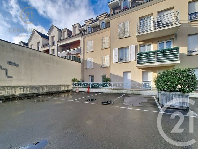 parking à louer - 5.44 m2 - CHAMPS SUR MARNE - 77 - ILE-DE-FRANCE - Century 21 Agence Du Val