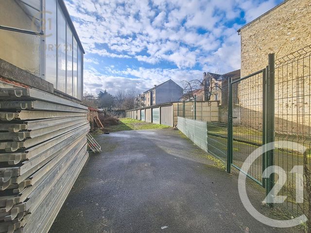 parking à louer - 15.9 m2 - TORCY - 77 - ILE-DE-FRANCE - Century 21 Agence Du Val