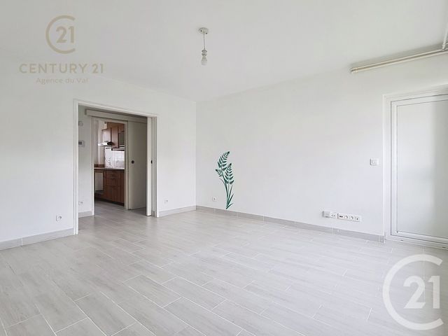 Appartement F3 à louer - 3 pièces - 56.79 m2 - CHELLES - 77 - ILE-DE-FRANCE - Century 21 Agence Du Val