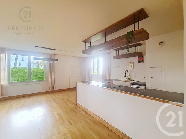 Appartement F2 à louer - 2 pièces - 57.58 m2 - CHAMPS SUR MARNE - 77 - ILE-DE-FRANCE - Century 21 Agence Du Val