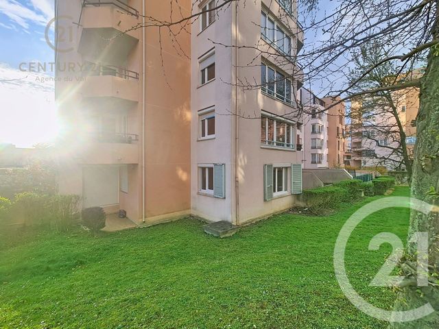 Appartement F2 à louer - 2 pièces - 57.58 m2 - CHAMPS SUR MARNE - 77 - ILE-DE-FRANCE - Century 21 Agence Du Val