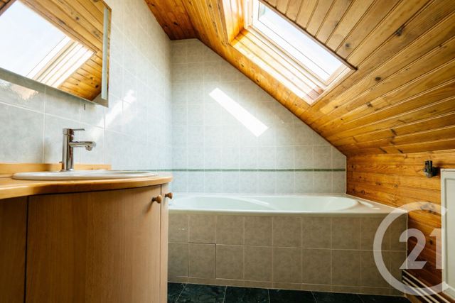 maison à vendre - 4 pièces - 85.02 m2 - CHAMPS SUR MARNE - 77 - ILE-DE-FRANCE - Century 21 Agence Du Val