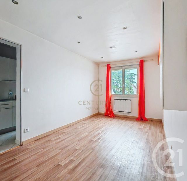 Appartement F2 à vendre - 2 pièces - 34.87 m2 - TREMBLAY EN FRANCE - 93 - ILE-DE-FRANCE - Century 21 Agence Du Val