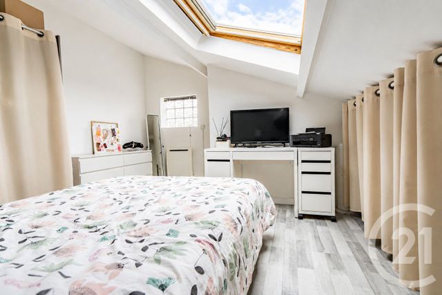 Appartement F2 à vendre - 2 pièces - 32.35 m2 - CHAMPS SUR MARNE - 77 - ILE-DE-FRANCE - Century 21 Agence Du Val