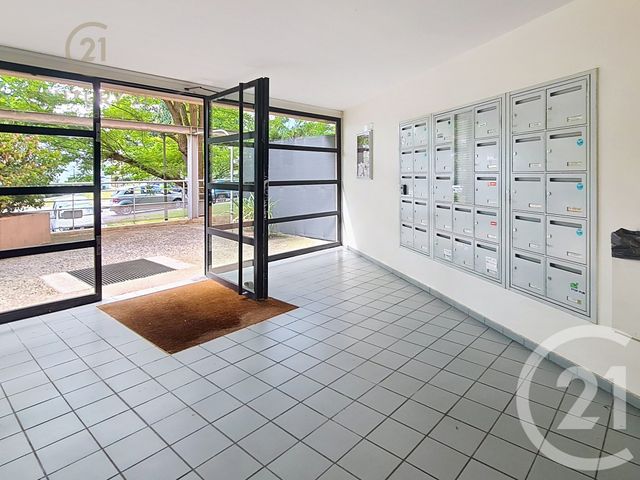 Appartement F2 à louer - 2 pièces - 49.0 m2 - TORCY - 77 - ILE-DE-FRANCE - Century 21 Agence Du Val