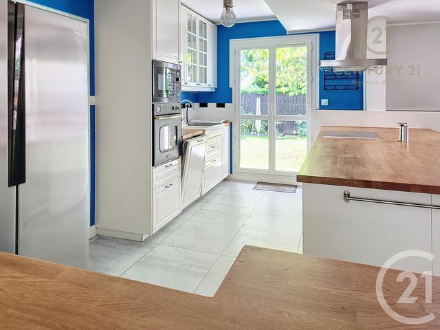 maison à louer - 5 pièces - 90.84 m2 - CHAMPS SUR MARNE - 77 - ILE-DE-FRANCE - Century 21 Agence Du Val