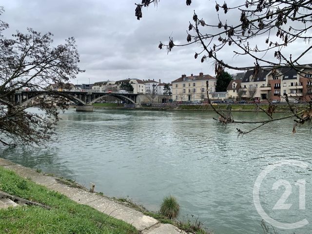 Appartement F1 à louer - 1 pièce - 42.16 m2 - POMPONNE - 77 - ILE-DE-FRANCE - Century 21 Agence Du Val