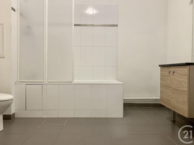 Appartement F1 à louer - 1 pièce - 42.16 m2 - POMPONNE - 77 - ILE-DE-FRANCE - Century 21 Agence Du Val