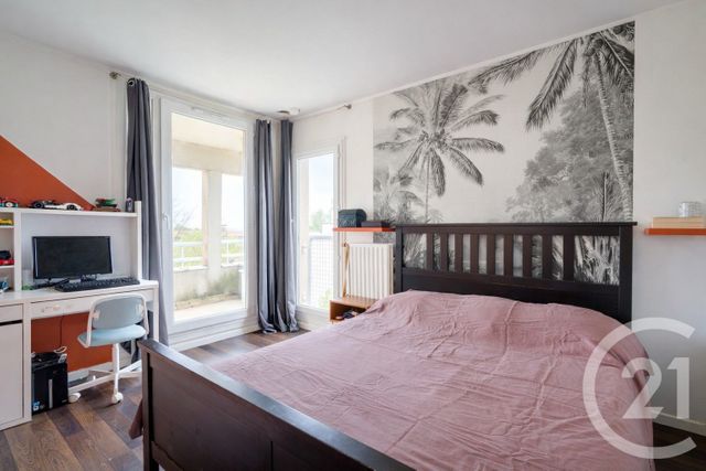 Appartement F3 à vendre - 3 pièces - 67.21 m2 - CHAMPS SUR MARNE - 77 - ILE-DE-FRANCE - Century 21 Agence Du Val