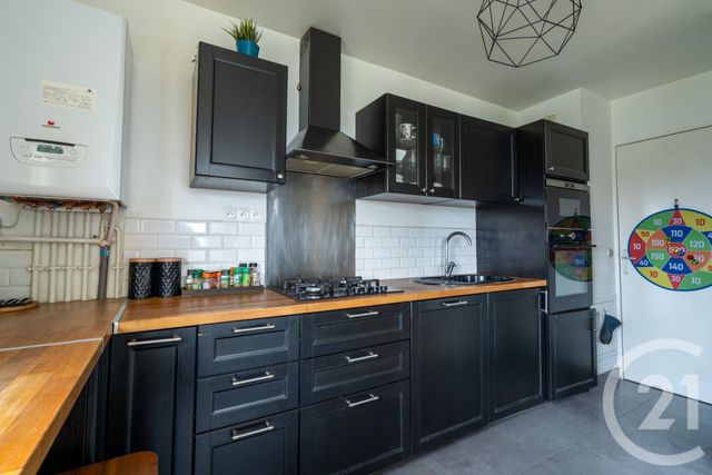 Appartement F3 à vendre - 3 pièces - 67.21 m2 - CHAMPS SUR MARNE - 77 - ILE-DE-FRANCE - Century 21 Agence Du Val