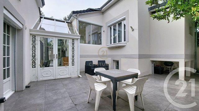 maison à vendre - 6 pièces - 118.97 m2 - CHAMPS SUR MARNE - 77 - ILE-DE-FRANCE - Century 21 Agence Du Val