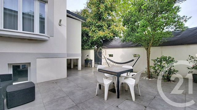 maison à vendre - 6 pièces - 118.97 m2 - CHAMPS SUR MARNE - 77 - ILE-DE-FRANCE - Century 21 Agence Du Val