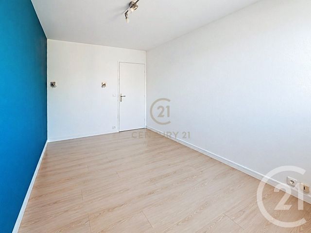 Appartement F4 à vendre - 3 pièces - 85.78 m2 - NOISIEL - 77 - ILE-DE-FRANCE - Century 21 Agence Du Val