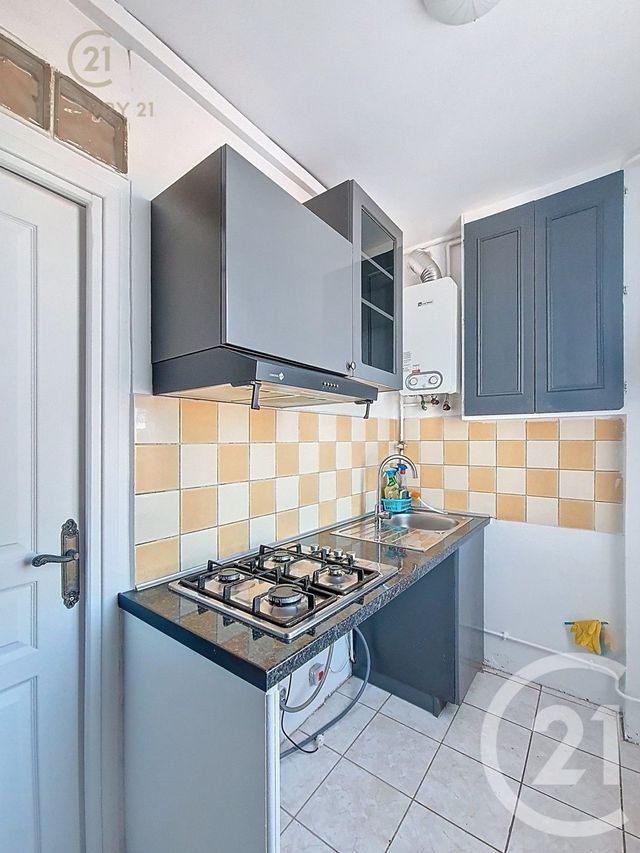 Appartement F3 à louer - 3 pièces - 42.68 m2 - LE PERREUX SUR MARNE - 94 - ILE-DE-FRANCE - Century 21 Agence Du Val