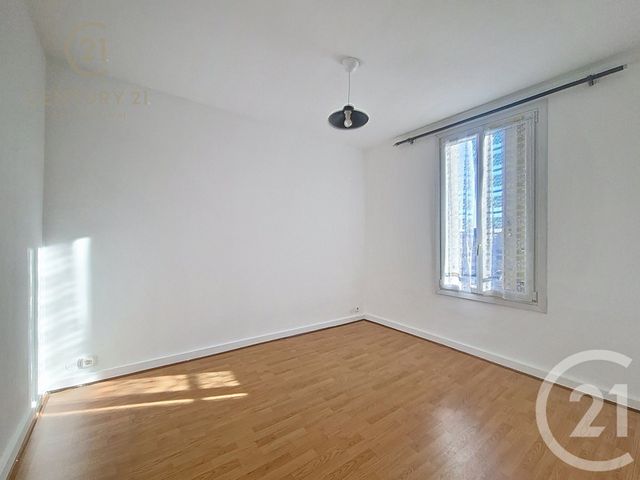 Appartement F3 à louer - 3 pièces - 42.68 m2 - LE PERREUX SUR MARNE - 94 - ILE-DE-FRANCE - Century 21 Agence Du Val