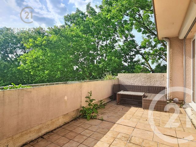 Appartement F2 à louer - 2 pièces - 42.19 m2 - CHAMPS SUR MARNE - 77 - ILE-DE-FRANCE - Century 21 Agence Du Val