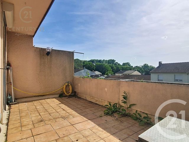Appartement F2 à louer - 2 pièces - 42.19 m2 - CHAMPS SUR MARNE - 77 - ILE-DE-FRANCE - Century 21 Agence Du Val