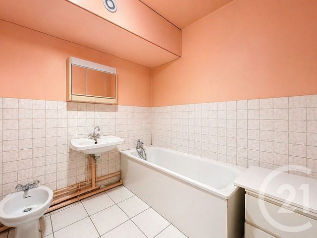 Appartement F5 à vendre - 5 pièces - 118.15 m2 - CHAMPS SUR MARNE - 77 - ILE-DE-FRANCE - Century 21 Agence Du Val