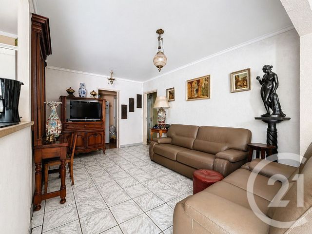 Appartement F5 à vendre - 5 pièces - 105.62 m2 - CHAMPS SUR MARNE - 77 - ILE-DE-FRANCE - Century 21 Agence Du Val