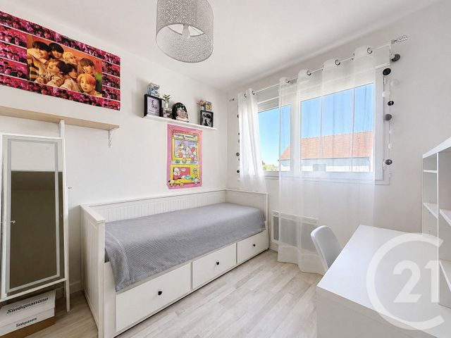 maison à vendre - 4 pièces - 79.01 m2 - CHAMPS SUR MARNE - 77 - ILE-DE-FRANCE - Century 21 Agence Du Val