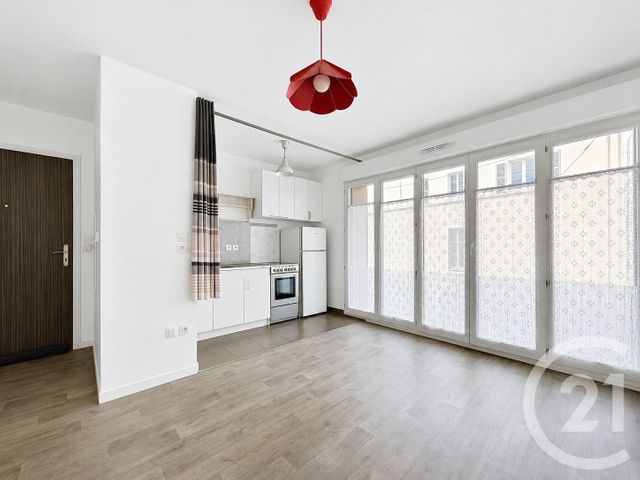 Appartement F2 à vendre - 2 pièces - 37.73 m2 - CHAMPS SUR MARNE - 77 - ILE-DE-FRANCE - Century 21 Agence Du Val
