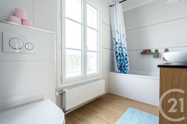 maison à vendre - 5 pièces - 112.95 m2 - MAGNY LE HONGRE - 77 - ILE-DE-FRANCE - Century 21 Agence Du Val
