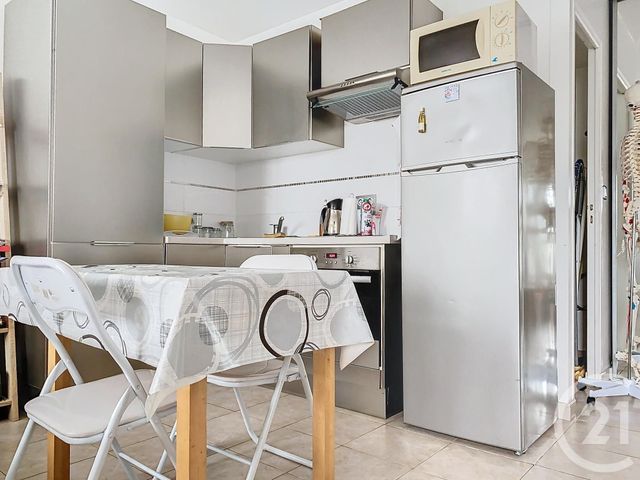 Appartement Studio à louer - 1 pièce - 26.75 m2 - CHAMPS SUR MARNE - 77 - ILE-DE-FRANCE - Century 21 Agence Du Val